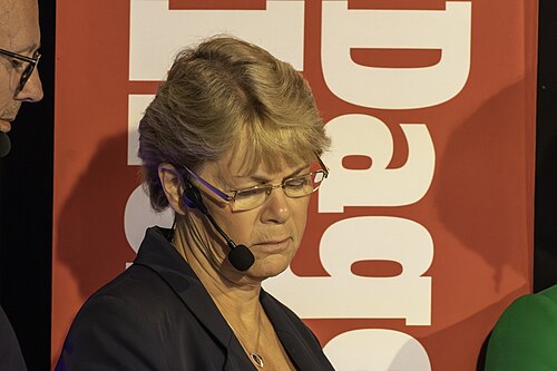 Helena Gellerman (L)